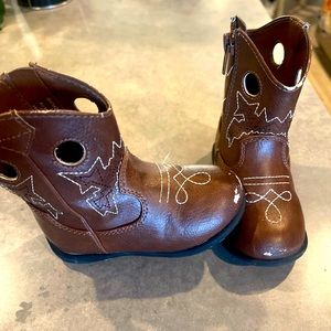 Wonder Nation Boots